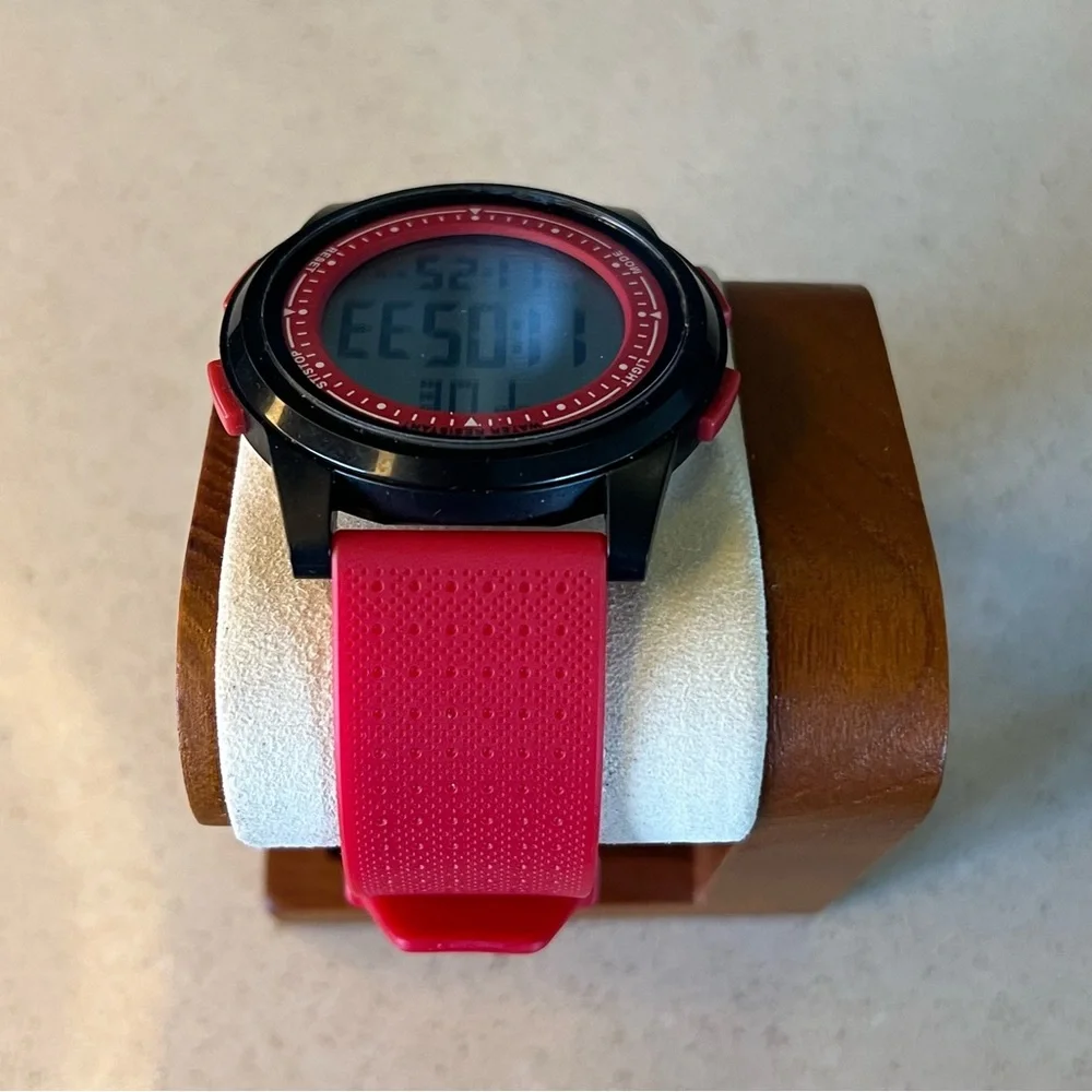 Laverado Slim Digital Watch L6655‎